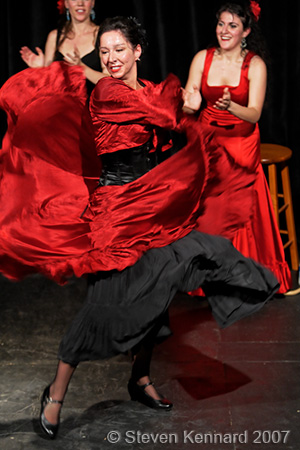 Evelyn Benais of El Viento Flamenco